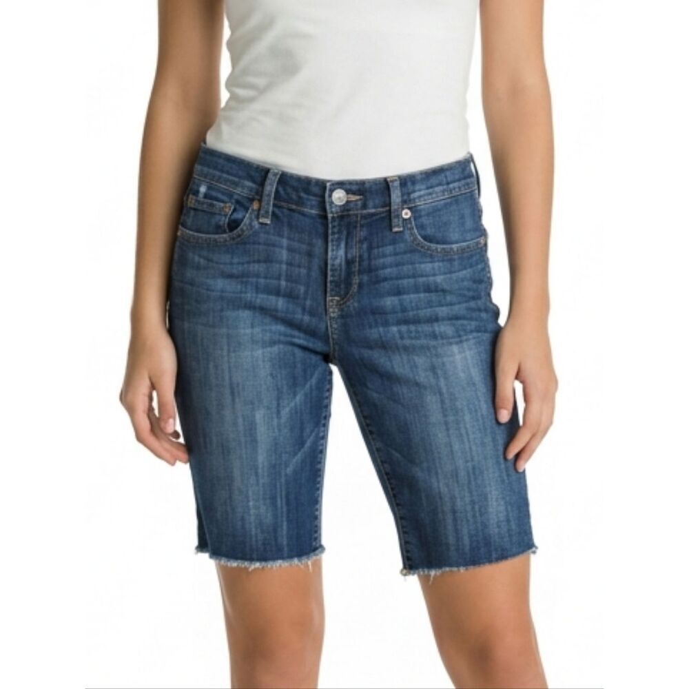 Lucky Brand Blue Jean Frayed Hem Wiskered Faded Denim Bermuda Shorts Size 6/28